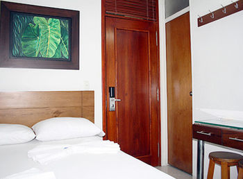 Monarca Hotel 3*